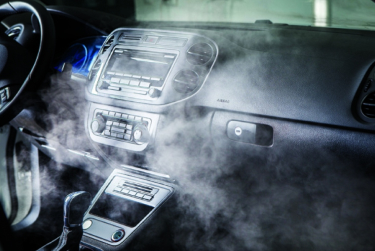 igienizzazione interni auto con ozono